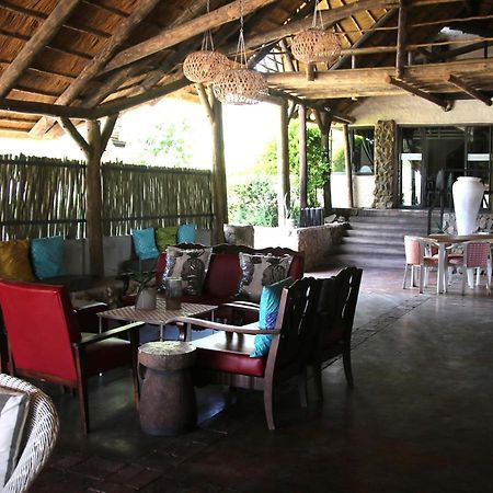 Etotongwe Lodge Outjo Buitenkant foto