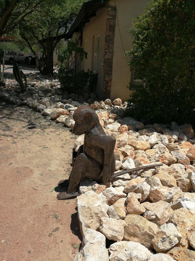 Etotongwe Lodge Outjo Buitenkant foto