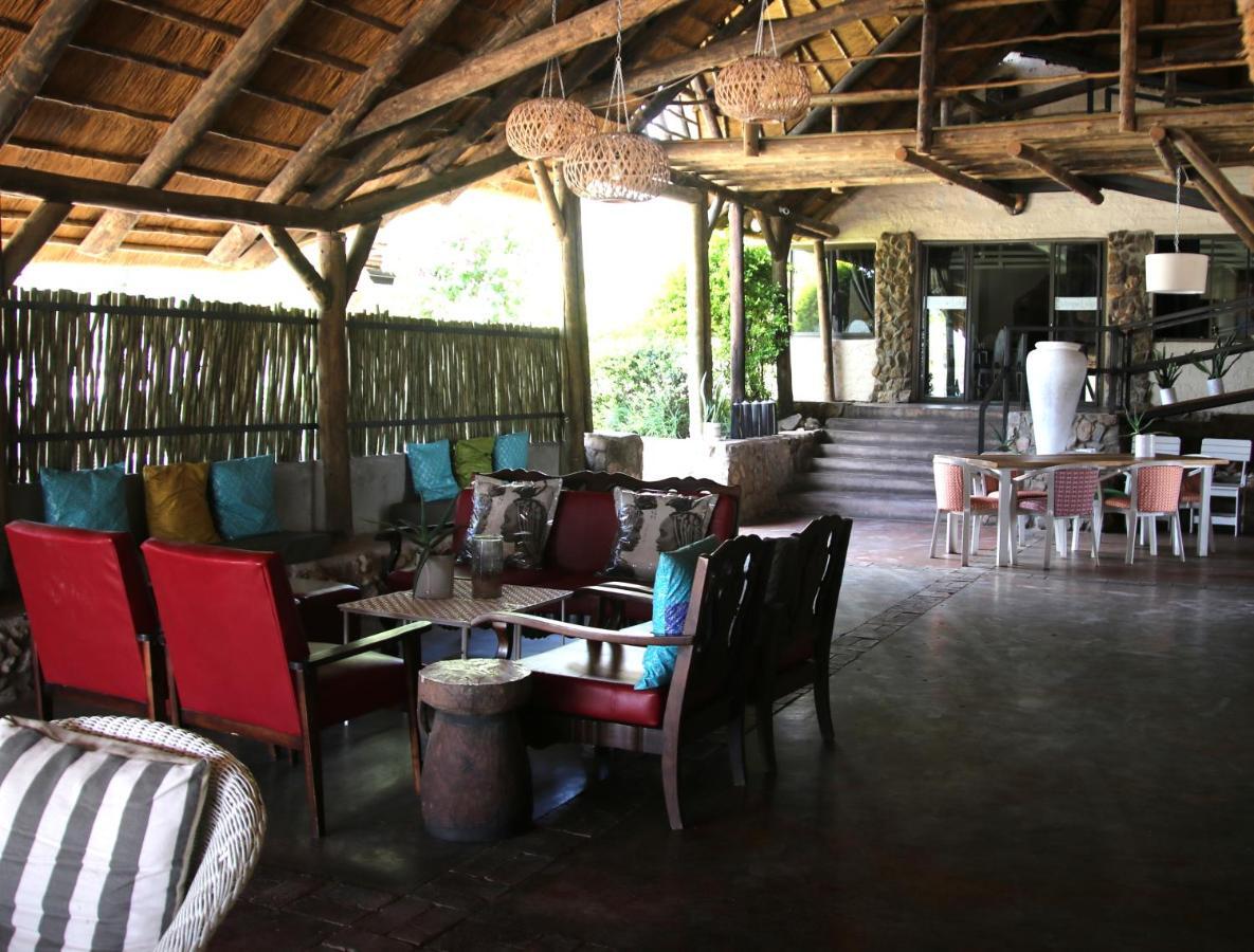Etotongwe Lodge Outjo Buitenkant foto